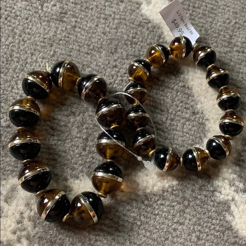 Black and amber bead bracelet